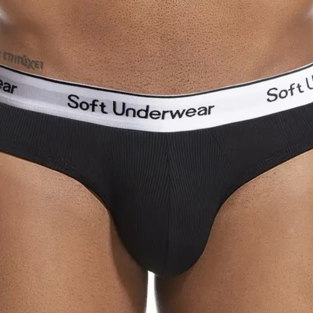 Mens sexy sport briefs bikini skin friendly fabric